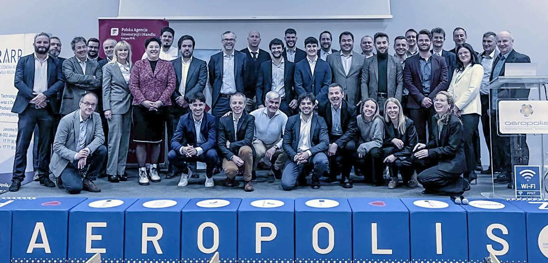 TTT Group explora oportunidades en el sector aeroespacial de Polonia